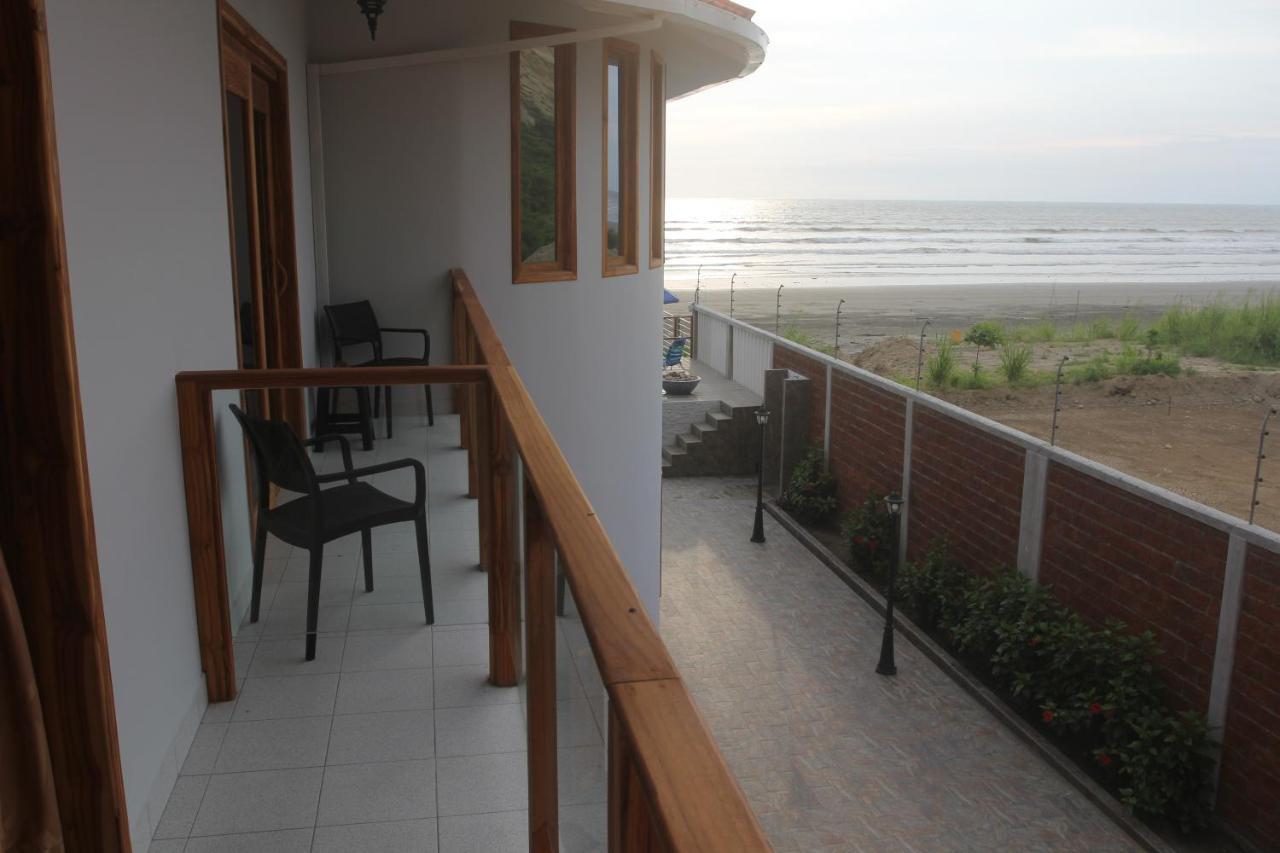 El Ocaso Oceanfront Apartment Каноа Екстер'єр фото